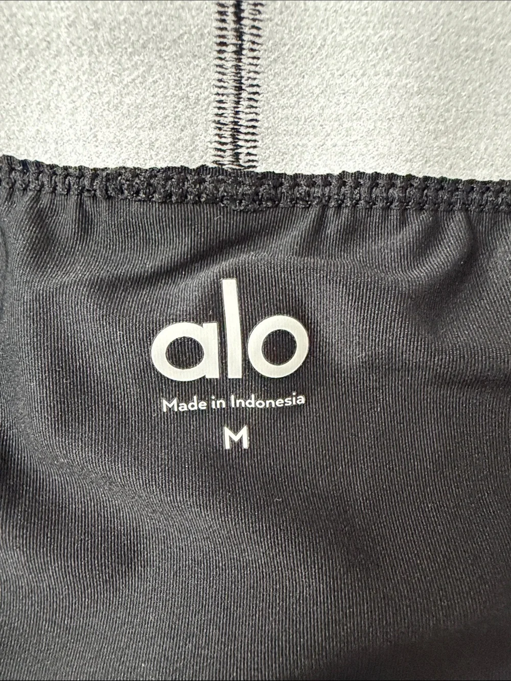 ALO Yoga classic black
